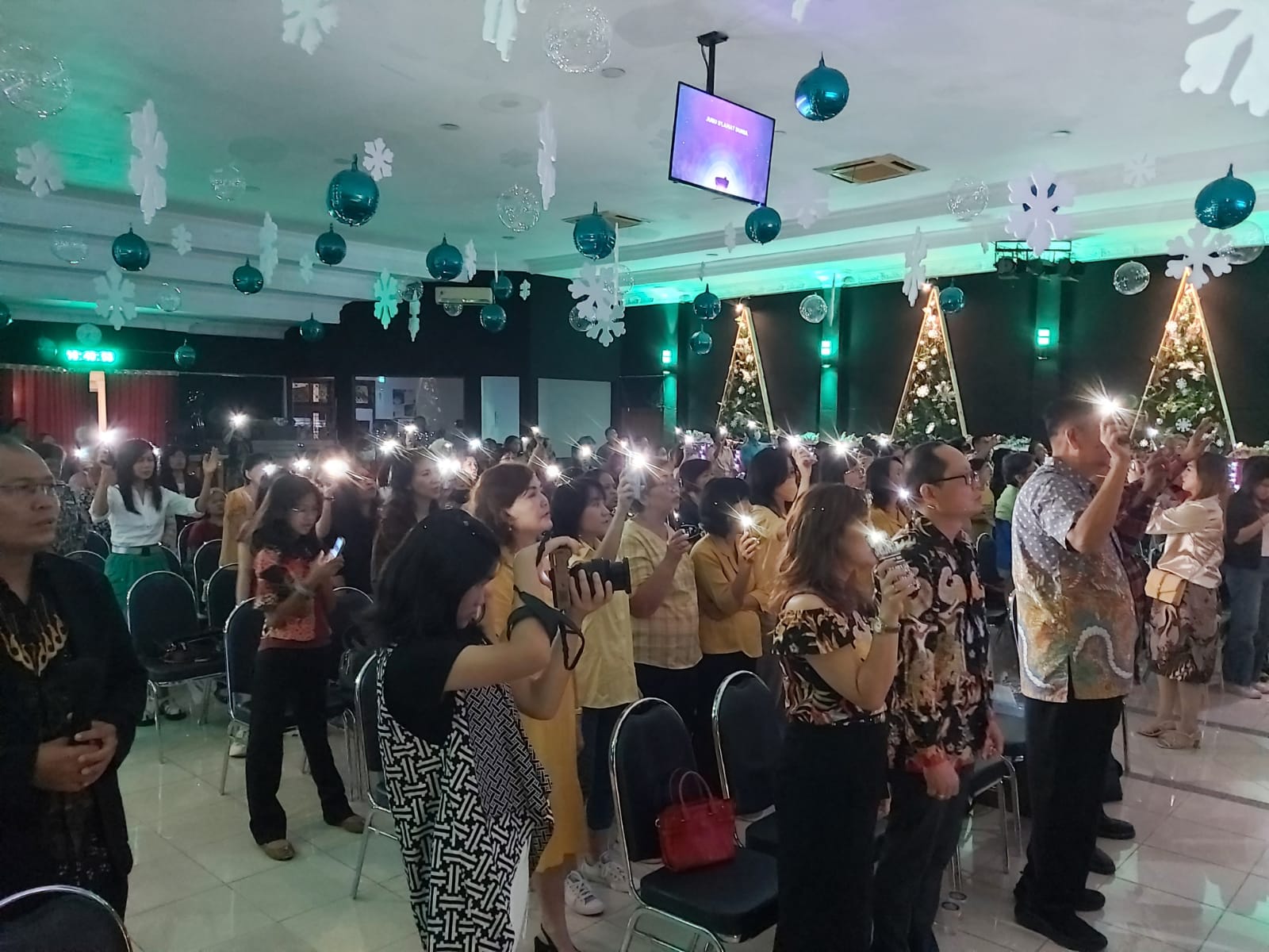 Natal Perwil 8